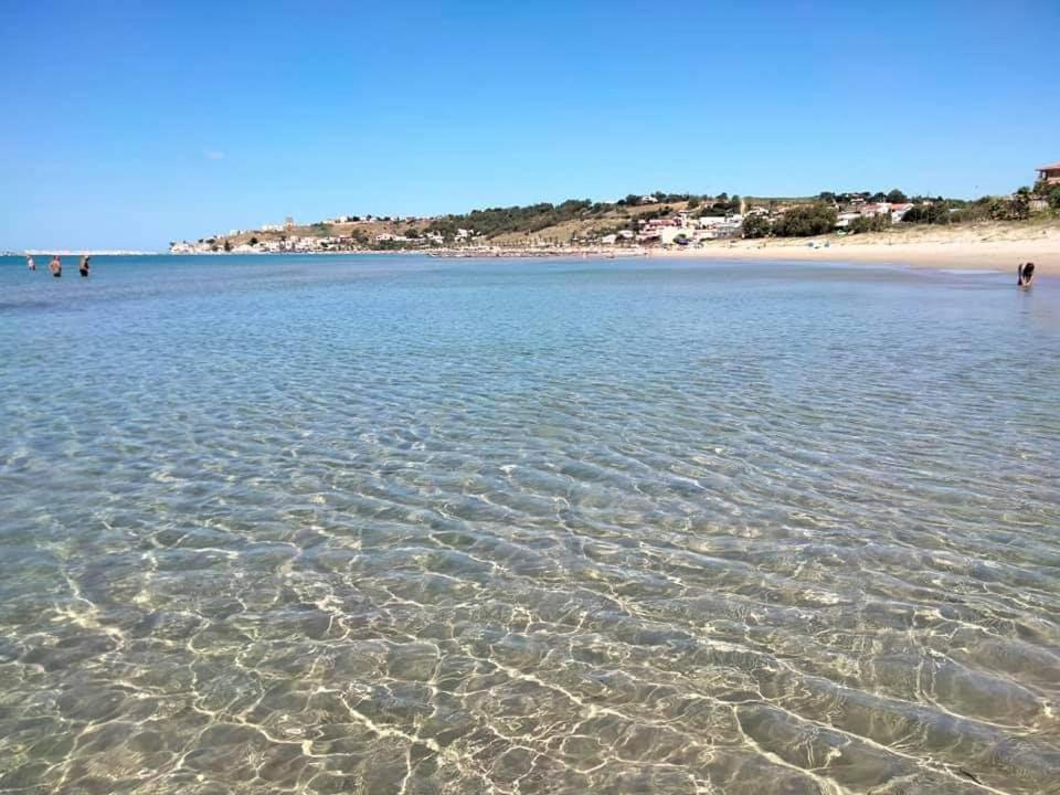 מנפי Villa Vanni מראה חיצוני תמונה